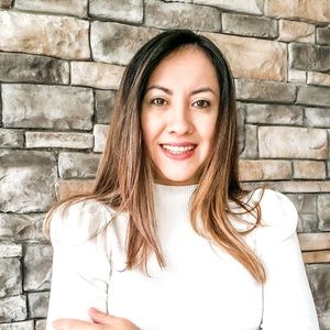 Meet your Posher, Beatriz